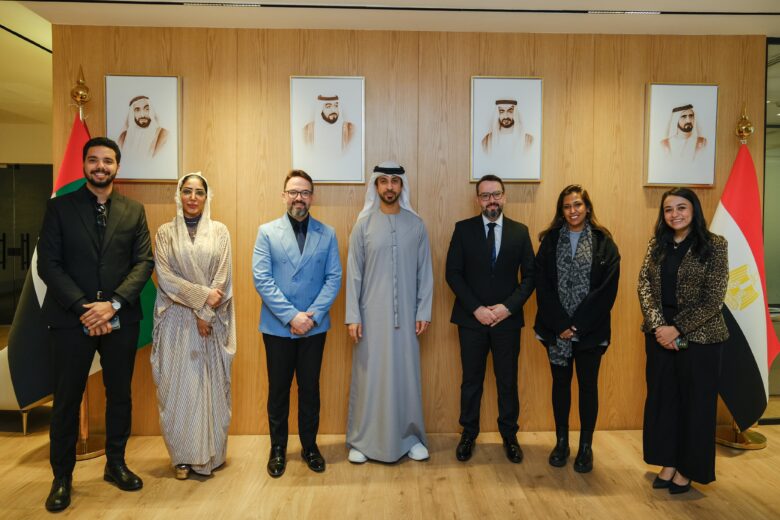 Sheikh Dr. Ammar bin Nasser Al-Mulla, the UAE Education and Technology Sciences Attaché in Cairo, welcomed a delegation from Emirates Scholar Center for Research and Studies, subsidiary of the Emirates Science and Research Foundation.
