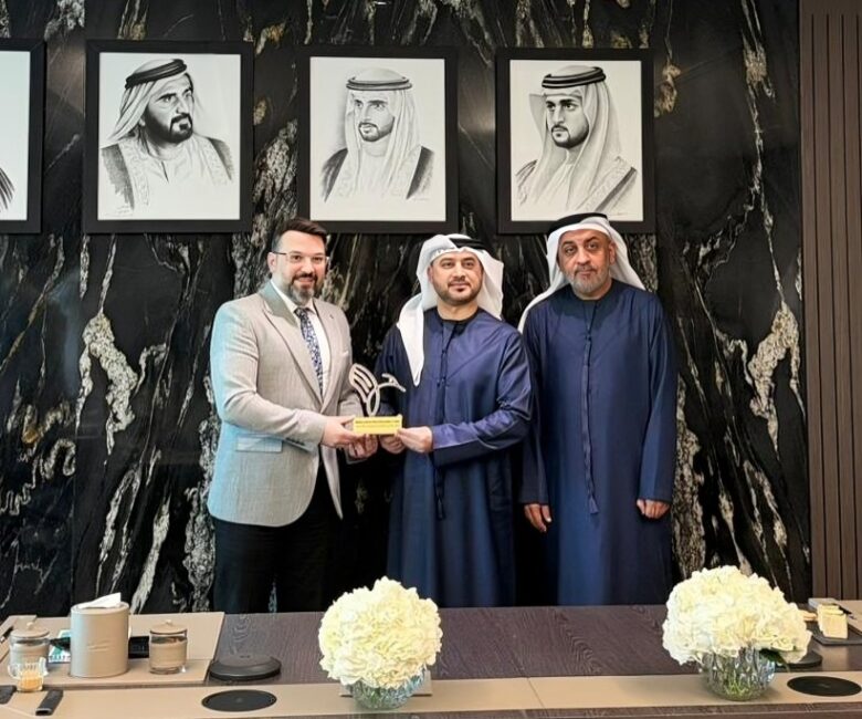 Emirates Scholar Center and Parkin Discuss Smart Transportation Development Opportunities in Dubai.